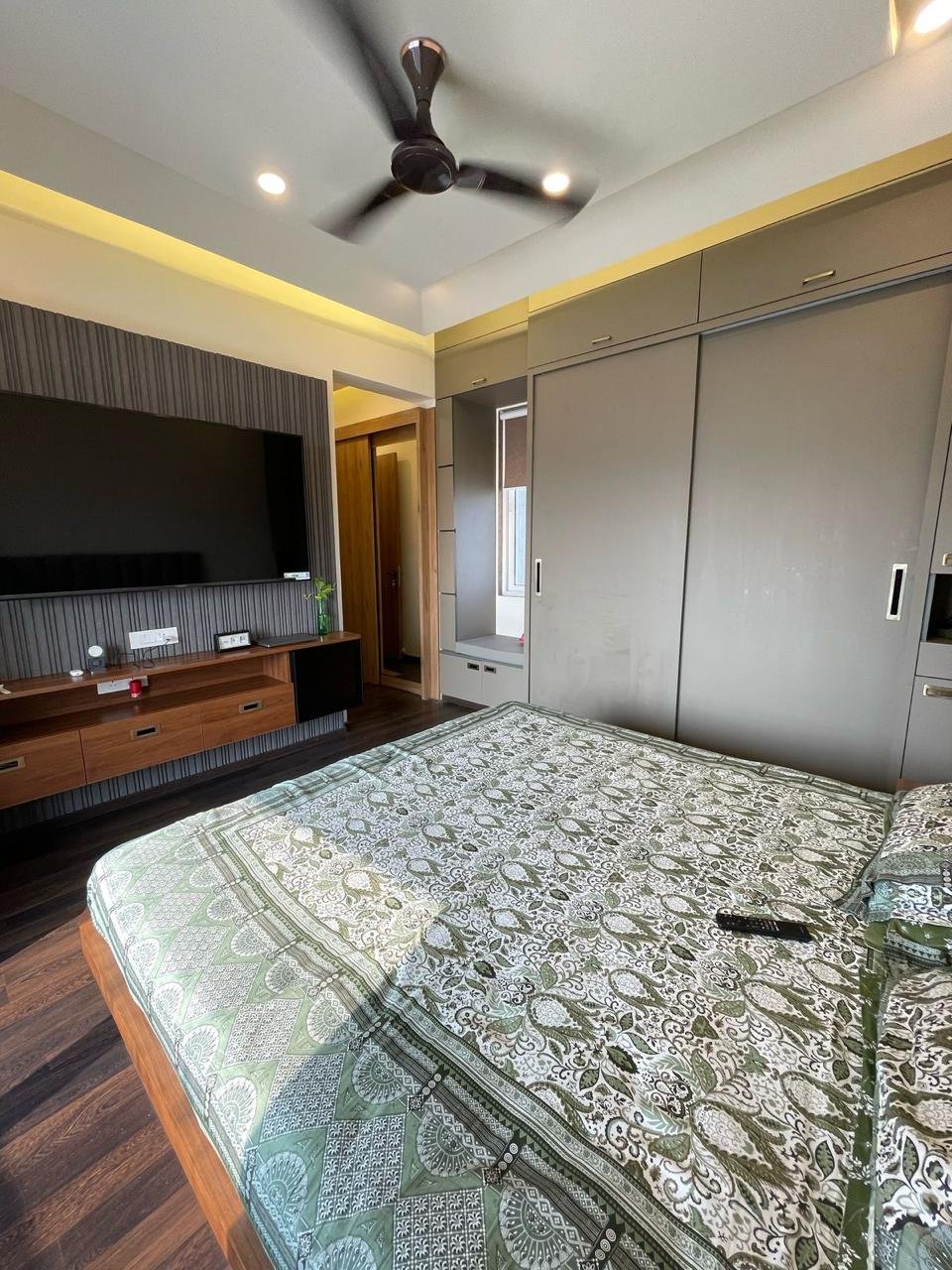 home-moduler-residential-radha-interior-best-commercial-interior-navi-mumbai-panvel-cbd-belapur